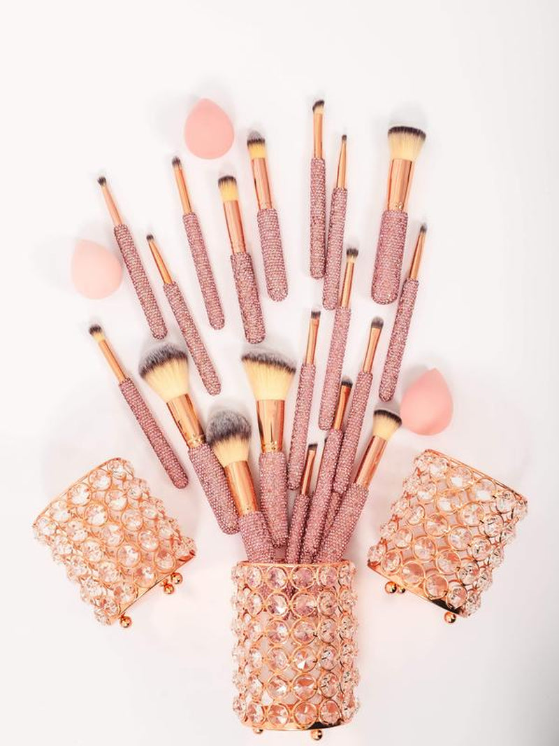 Pink Bling Mega Glitz & Glam 25-piece Brush Set for the Essentials Collection